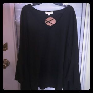 NWT Umgee Black Strappy Bell-Sleeve Tunic Top XL